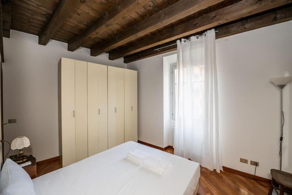 Wonderful Two Floors Apartment Милан Экстерьер фото
