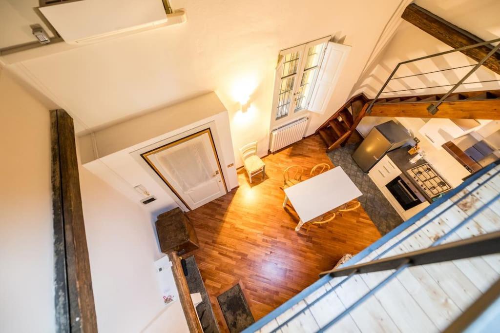Wonderful Two Floors Apartment Милан Экстерьер фото