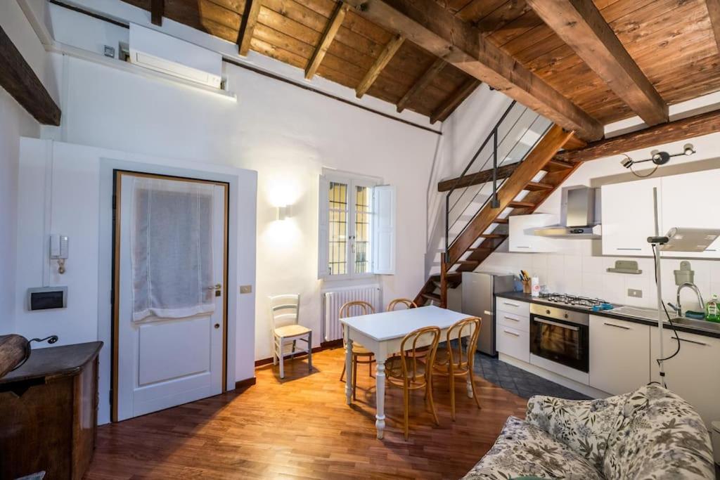 Wonderful Two Floors Apartment Милан Экстерьер фото