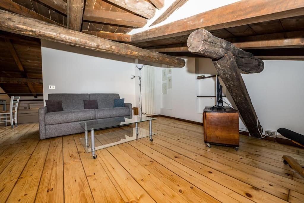Wonderful Two Floors Apartment Милан Экстерьер фото